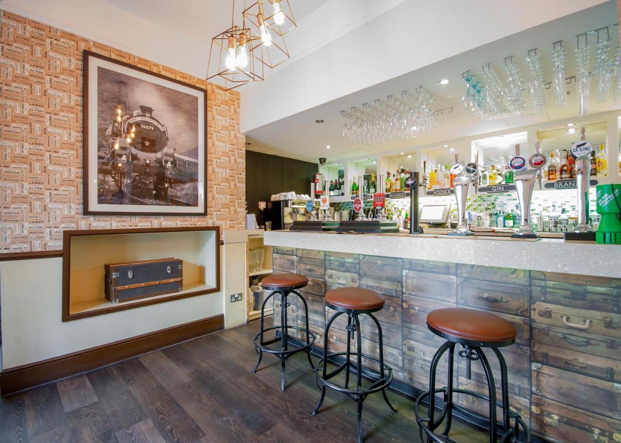 The Highworth Hotel Swindon Luaran gambar